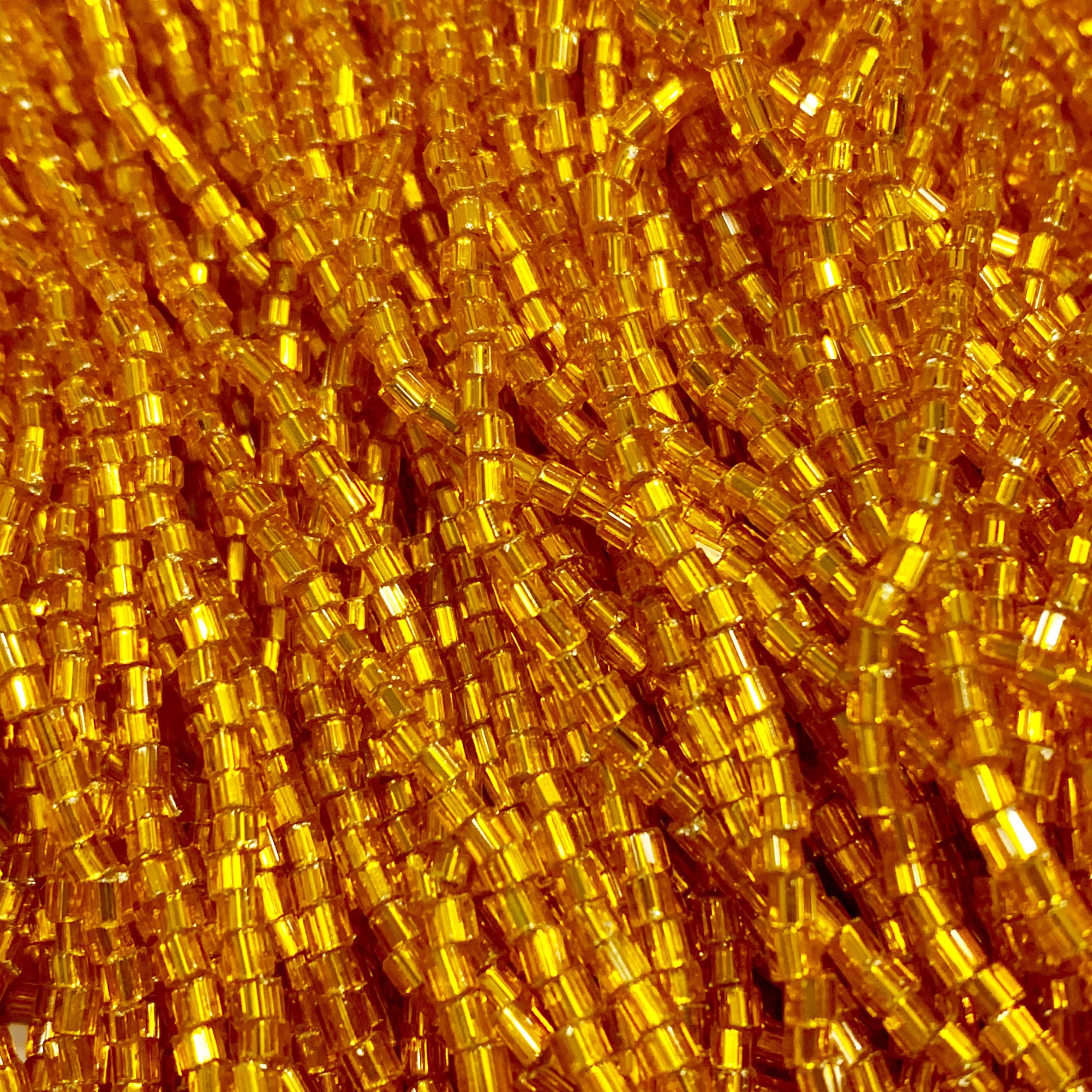 10/0 2-Cut Beads, Light Orange Silver Lined Hanks - Image 4